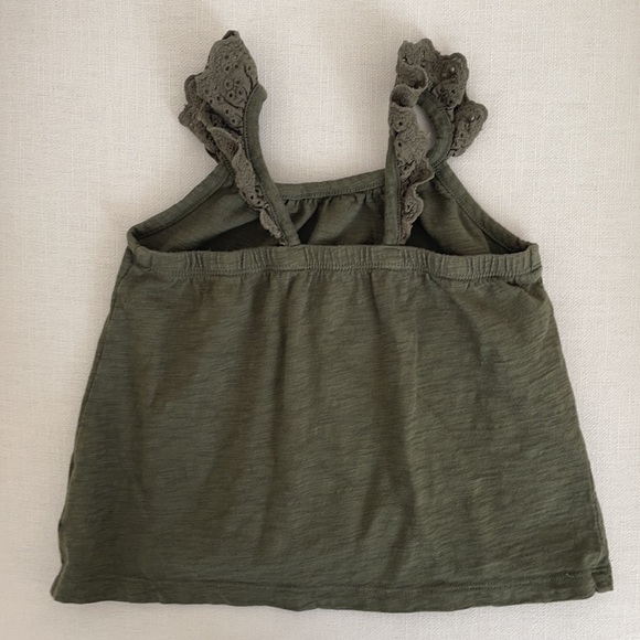 GAP toddler girl eyelet tank top - Picture 6 of 9